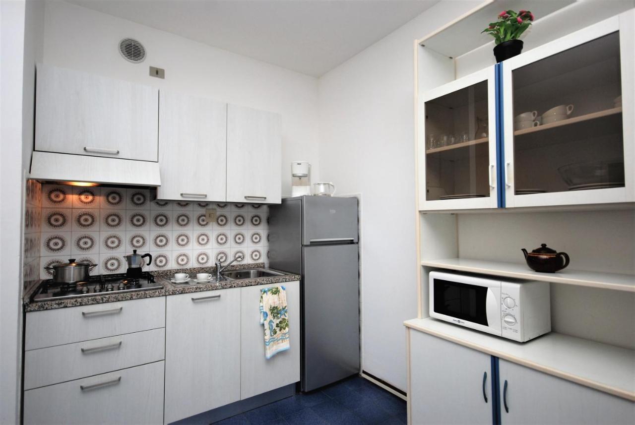 Residenza La Meridiana Lignano Sabbiadoro Exterior foto